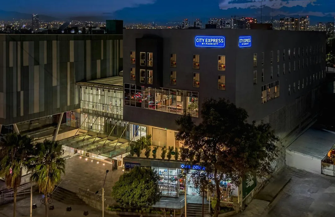 City Express By Marriott La Raza-1