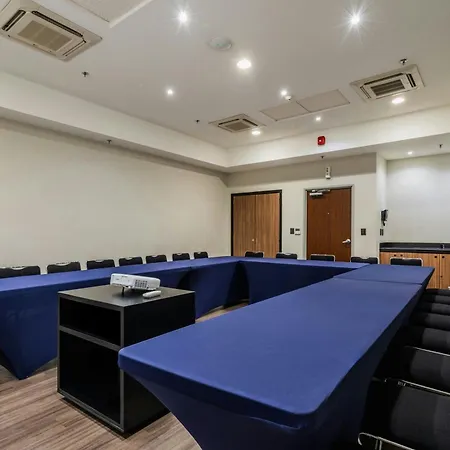 City Express By Marriott La Raza-3